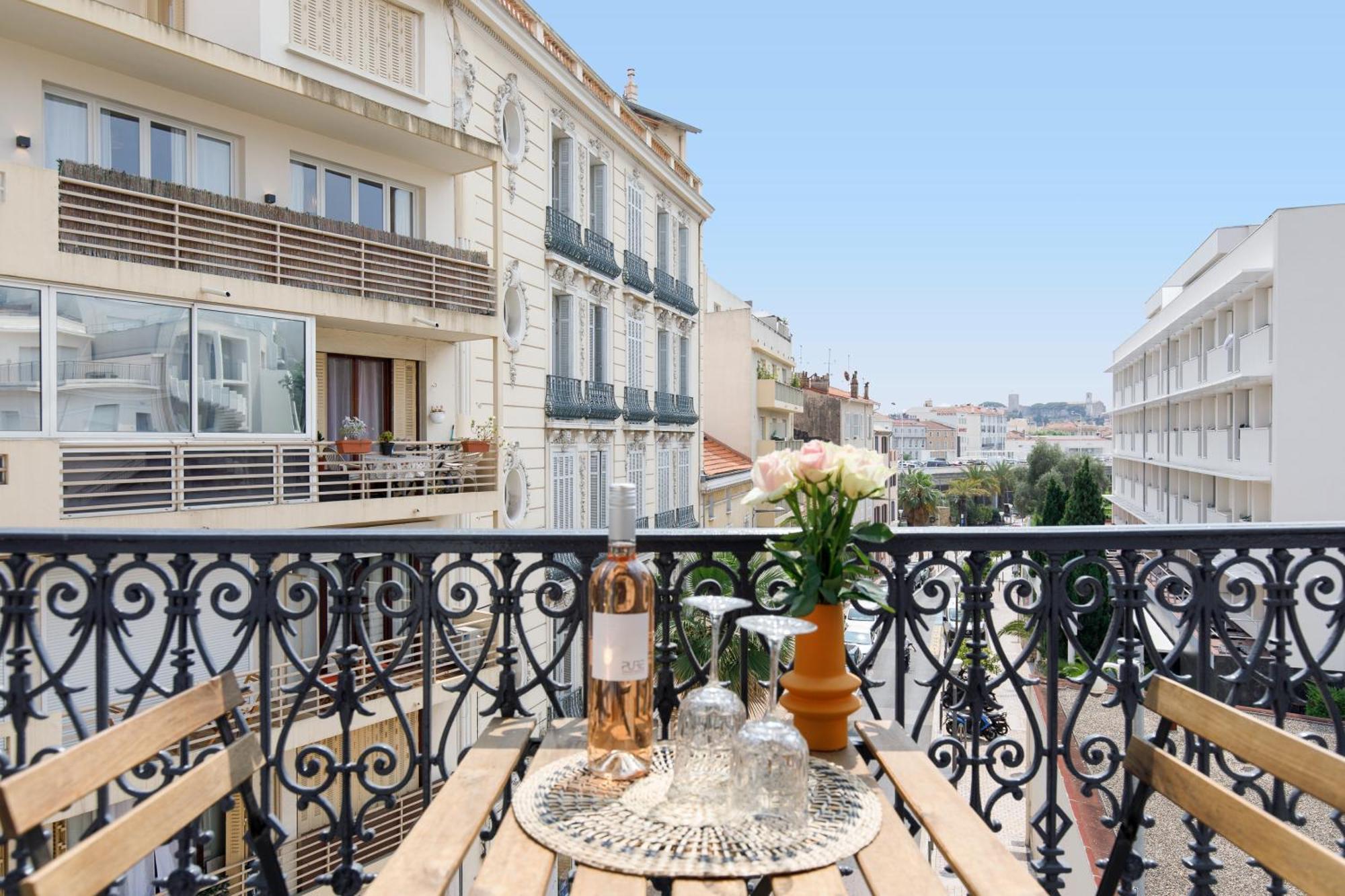 Comfortable Studio W Balcony Cannes Center Tgv Exteriér fotografie